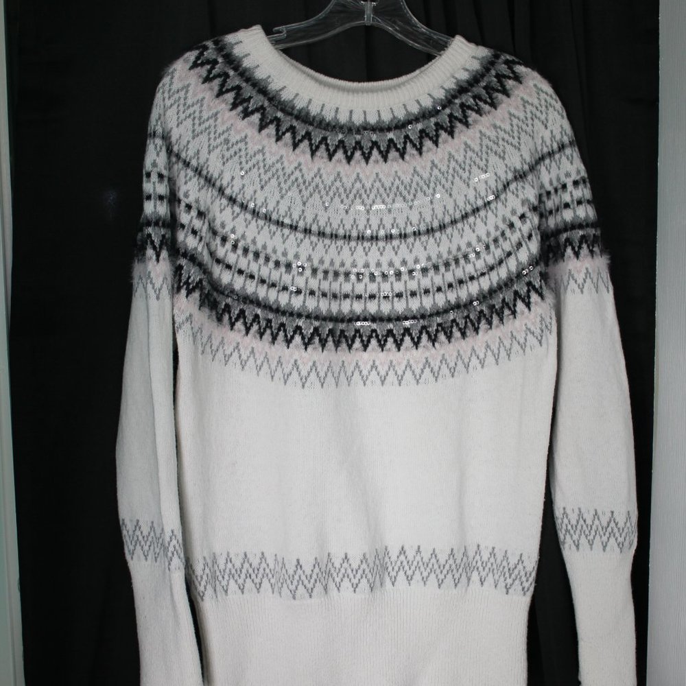 Tommy Hilfiger Ladies Long Sleeved Sweater Sz L
